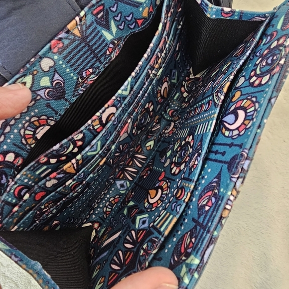 Sakroots Peacock Blue Floral Canvas Coated Smartphone Wallet Crossbody Bag - Picture 13 of 15